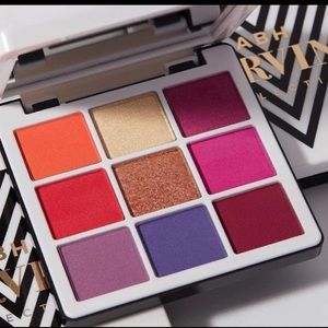 Norvina Mini Pro Pigment Palette Vol 1 
ABH